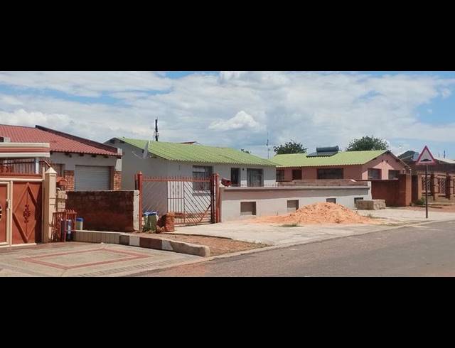 2 BEDROOM HOUSE FOR SALE IN SOSHANGUVE K